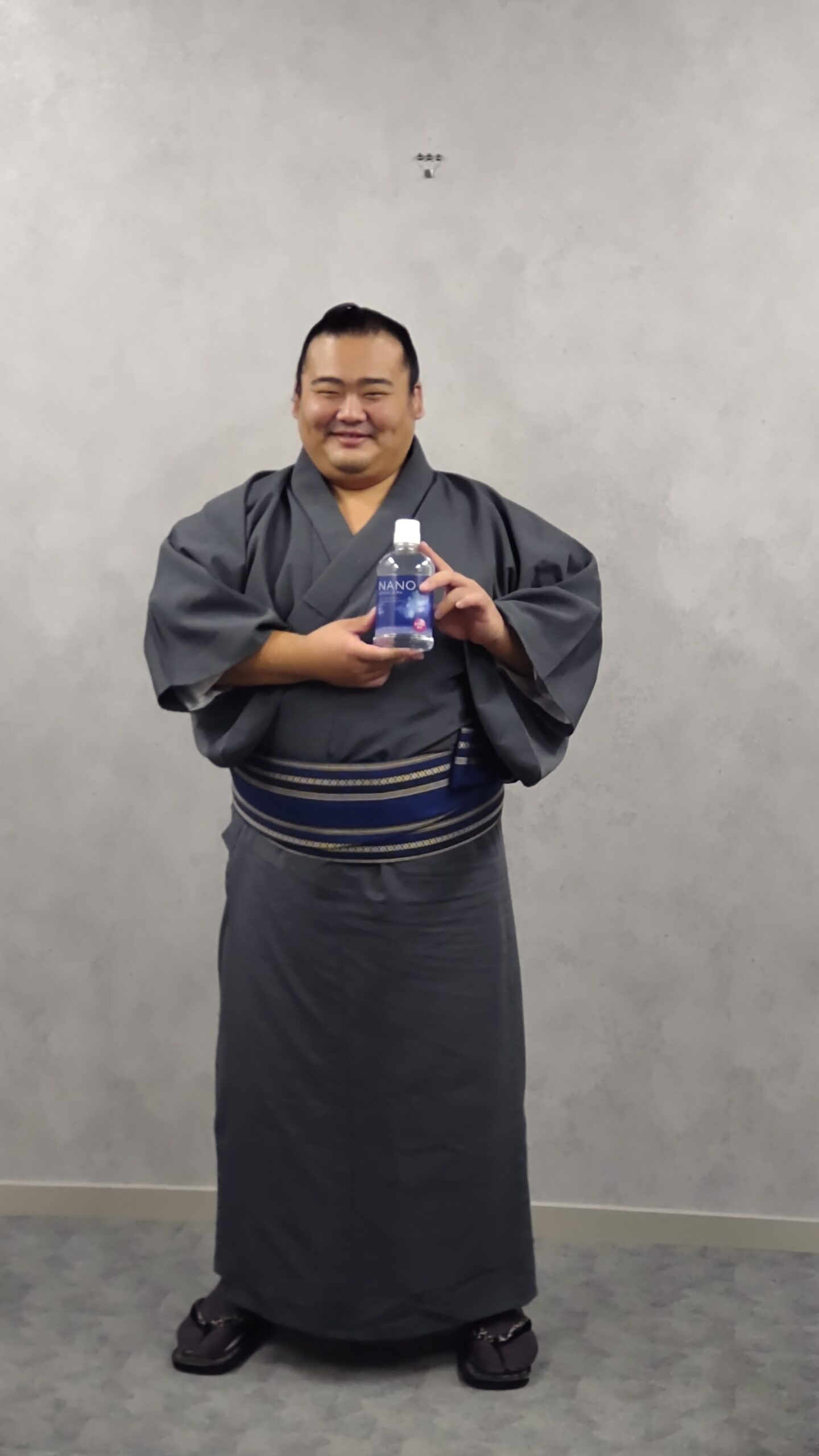 TRIPART_0001_BURST202112141703